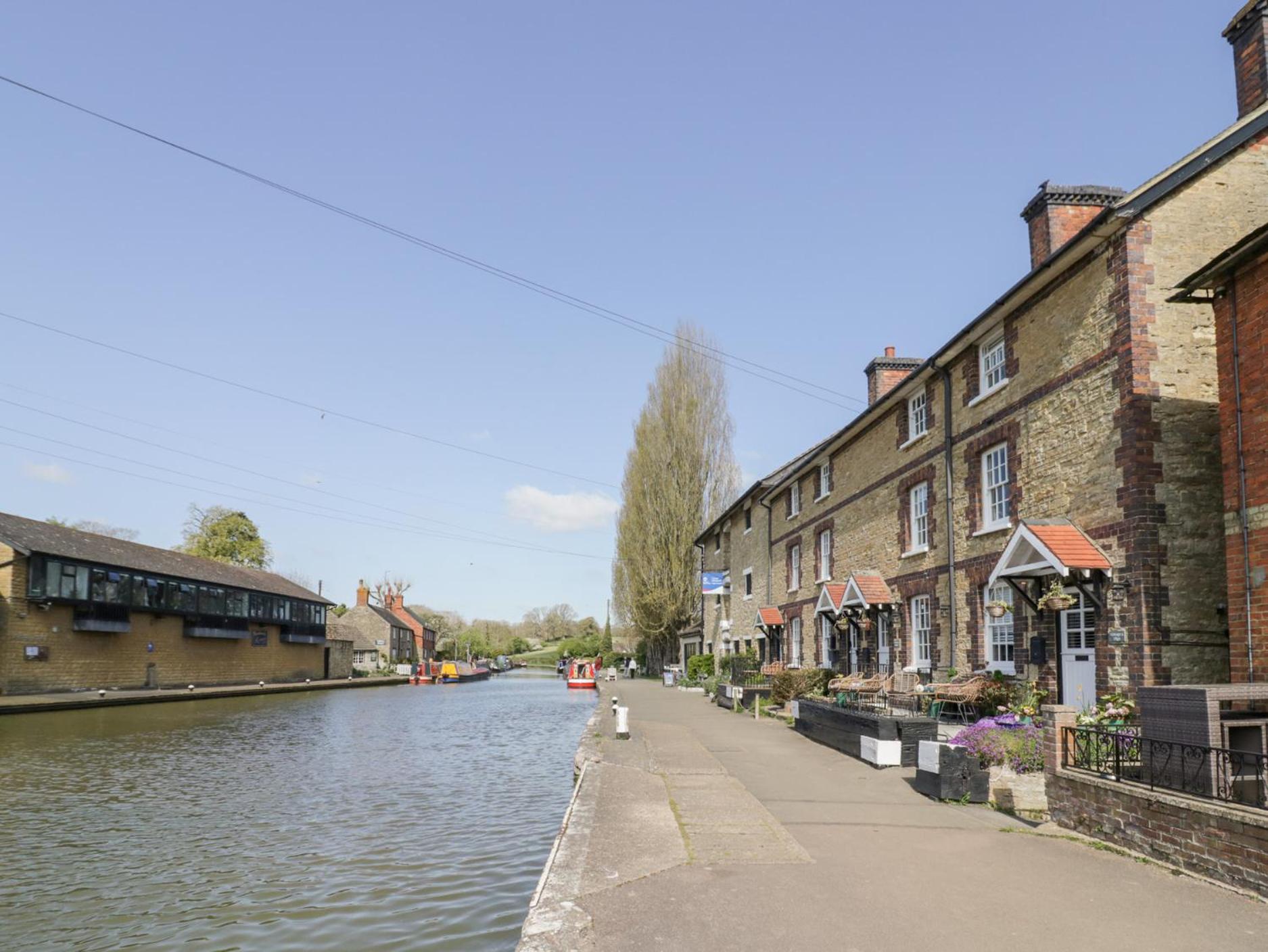 4 Canalside Cottages Towcester Exterior photo