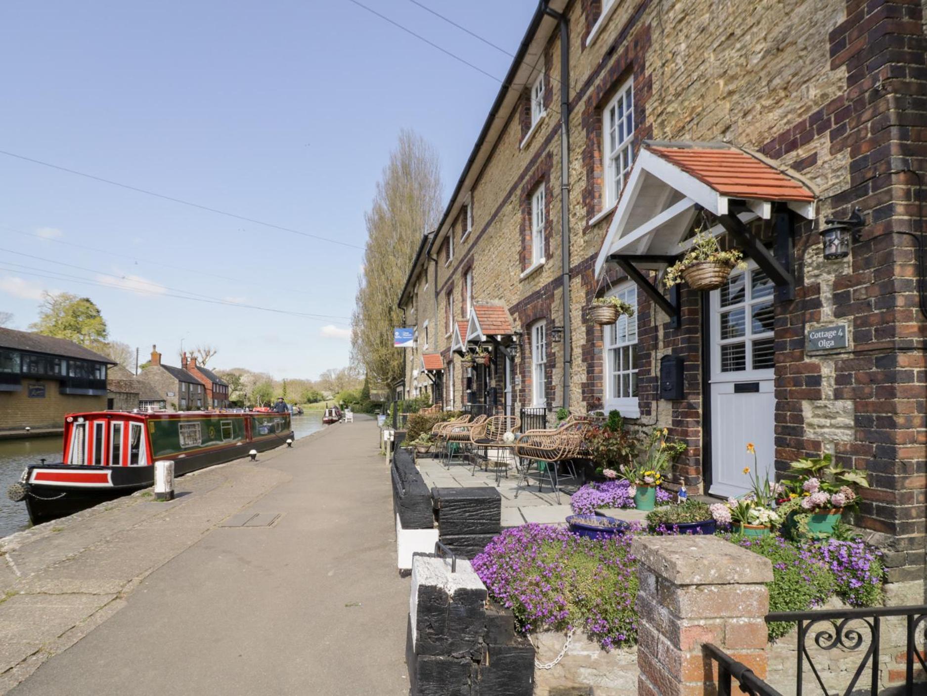 4 Canalside Cottages Towcester Exterior photo